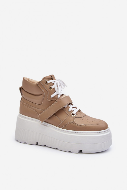 Scarpe modello Zazoo Sneakers di... Scarpe modello Zazoo Sneakers di...