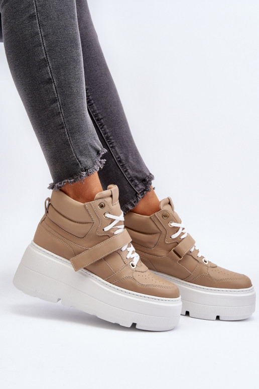 Scarpe modello Zazoo Sneakers di... Scarpe modello Zazoo Sneakers di...