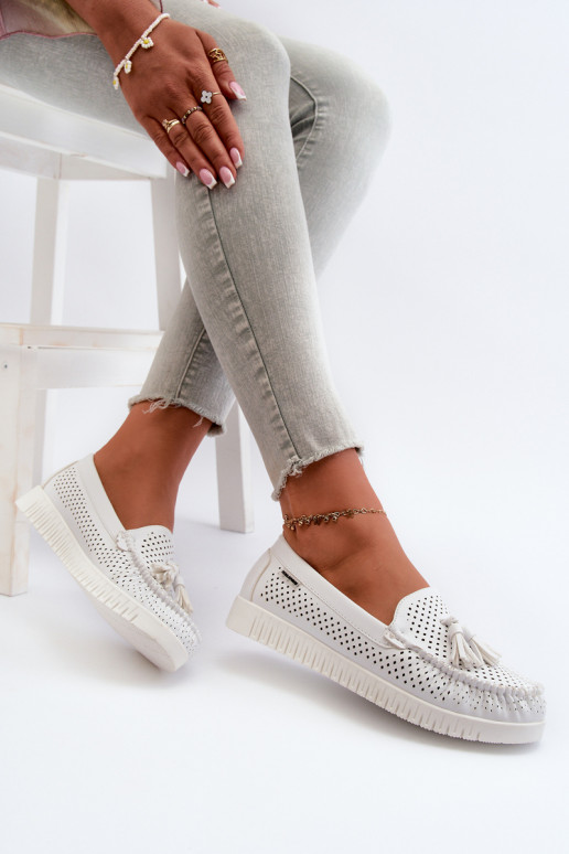 Mocassini da donna realizzati in... Mocassini da donna realizzati in...