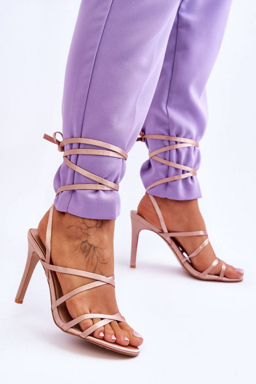 Sandali con tacco da donna beige Meya