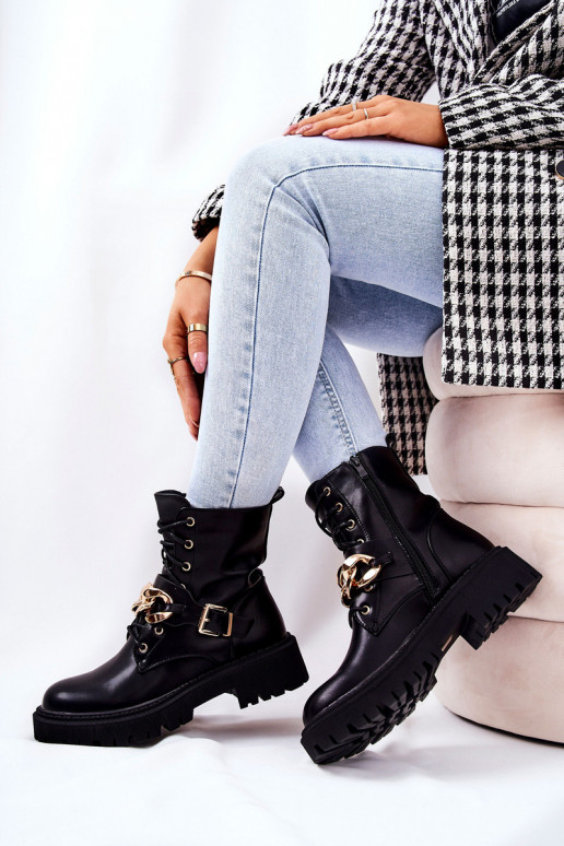 Scarpe da donna con catena in nero