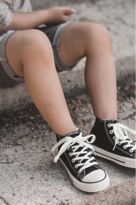 Scarpe per bambini con suola nera