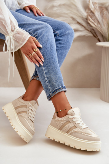 riscaldamento Scarpe modello sneakers Femminile con una piattaforma con riscaldamento beige Daivlene