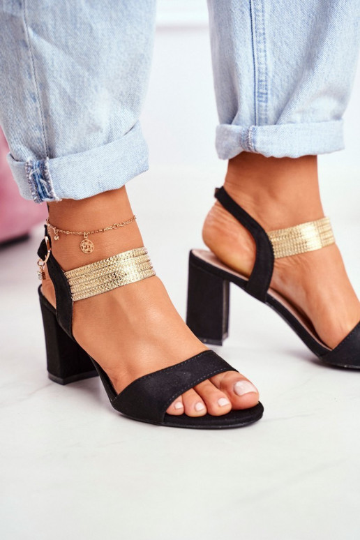 Sandali con tacco alto da donna in pelle scamosciata di colore nero Enjoy