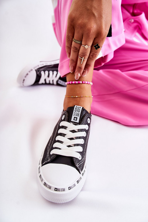 Scarpe da donna Big Star con elementi traforati in colore nero FF274023 Scarpe da donna Big Star con elementi traforati in colore nero FF274023