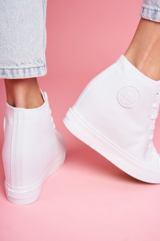 Scarpe da ginnastica modello Big Star colore bianco FF274A192 Scarpe da ginnastica modello Big Star colore bianco FF274A192