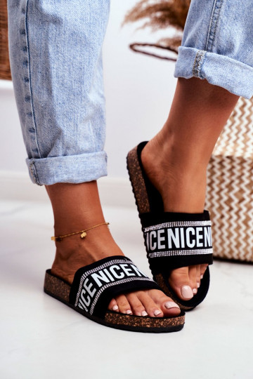 Pantofole con occhi scintillanti in colore nero Be Nice 2