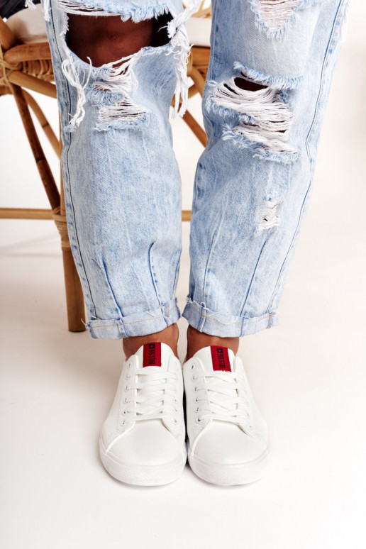 Sneakers in pelle naturale con strisce decorative BIG STAR DD274685 colore bianco Sneakers in pelle naturale con strisce decorative BIG STAR DD274685 colore bianco