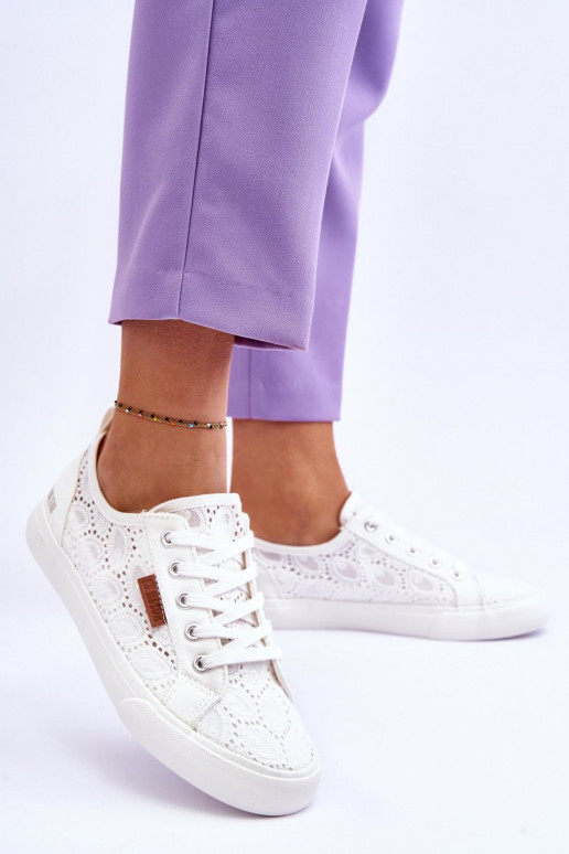 Sneakers con motivi in pizzo BIG STAR W274925 colore bianco