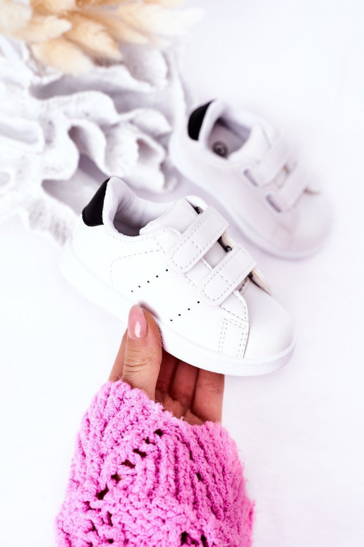 Sneakers da bambino con chiusure adesive Colore bianco-nero California Sneakers da bambino con chiusure adesive Colore bianco-nero California