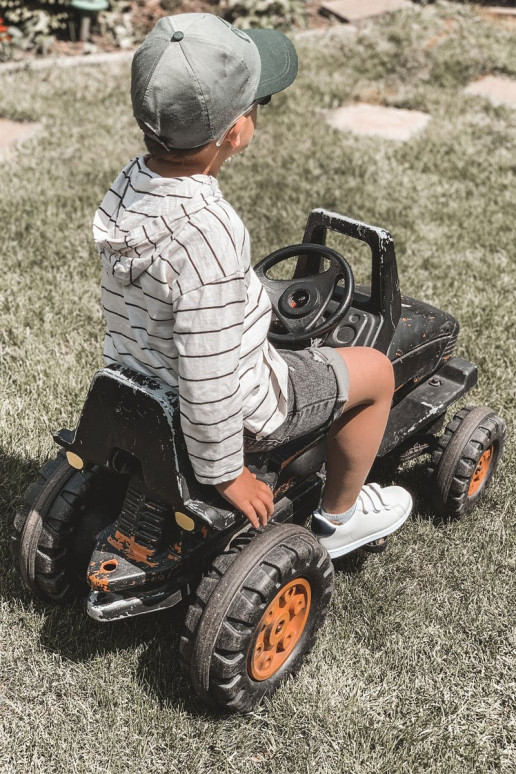 Sneakers da bambino con chiusure adesive Colore bianco-nero California Sneakers da bambino con chiusure adesive Colore bianco-nero California