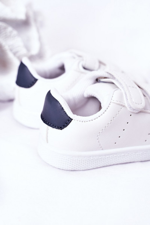 Sneakers da bambino con chiusure adesive Colore bianco-blu scuro California Sneakers da bambino con chiusure adesive Colore bianco-blu scuro California
