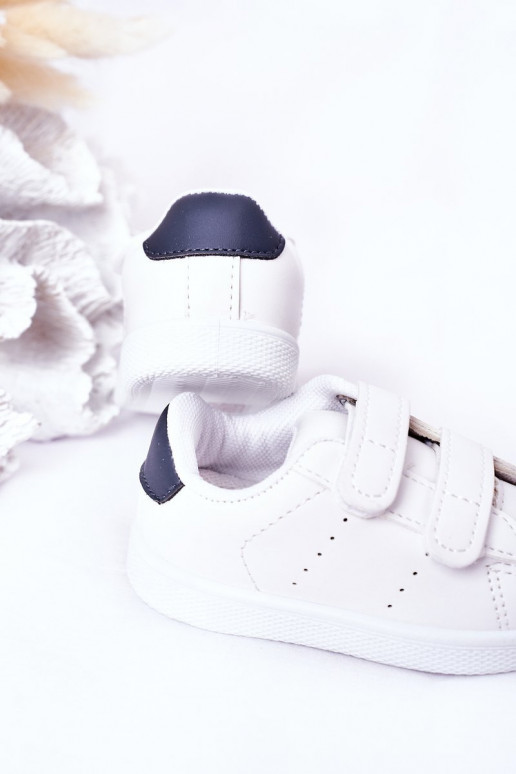 Sneakers da bambino con chiusure adesive Colore bianco-blu scuro California Sneakers da bambino con chiusure adesive Colore bianco-blu scuro California