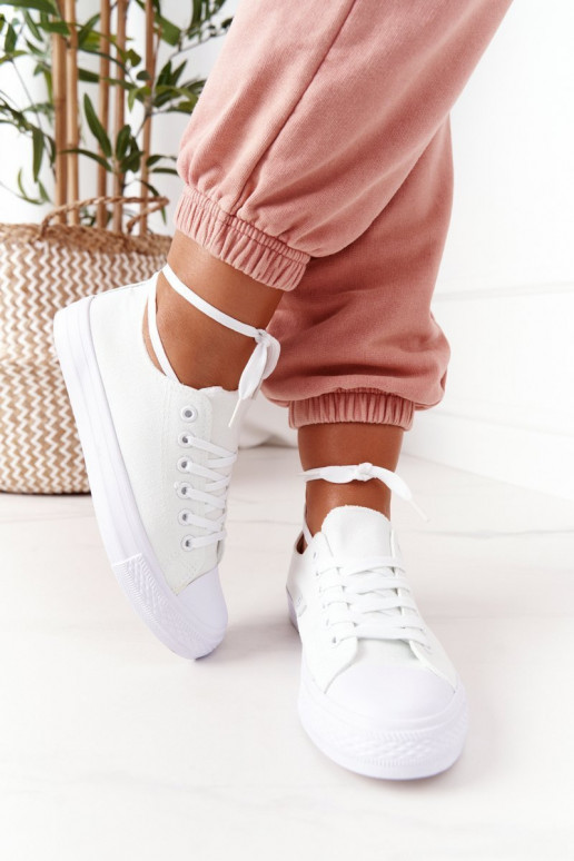 Scarpe casual modello classico in colore bianco