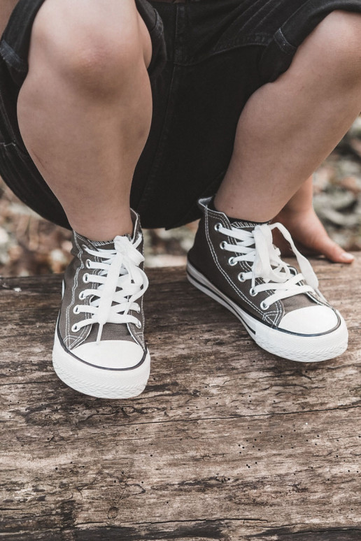 Scarpe per il tempo libero per bambini con suola in colore kaki Filemon