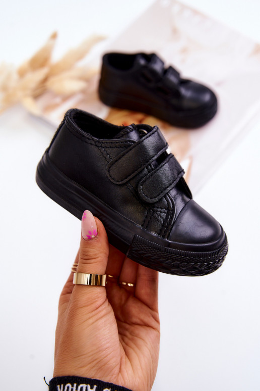 Scarpe casual da ginnastica per bambini con chiusure adesive in colore nero Foster