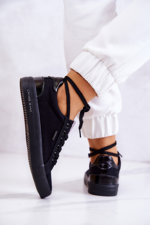 Sneakers con cinturini Cross Jeans JJ2R4039C colore nero Sneakers con cinturini Cross Jeans JJ2R4039C colore nero