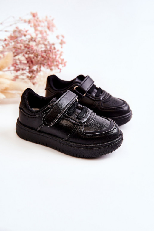 Scarpe sportive da bambino in colore nero Frillo