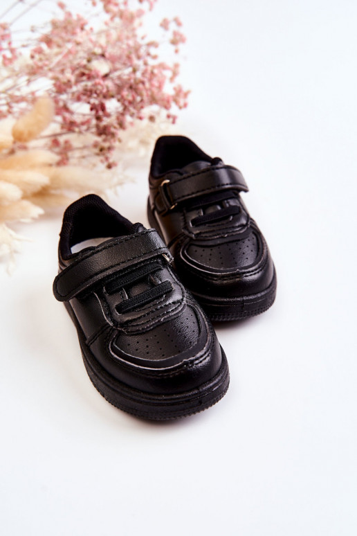 Scarpe sportive da bambino in colore nero Frillo