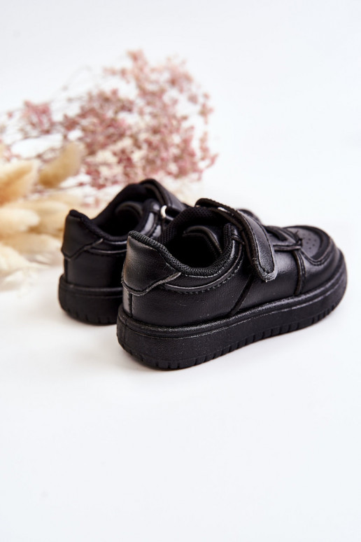 Scarpe sportive da bambino in colore nero Frillo
