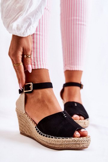 Sandali con plateau in colore nero Delia