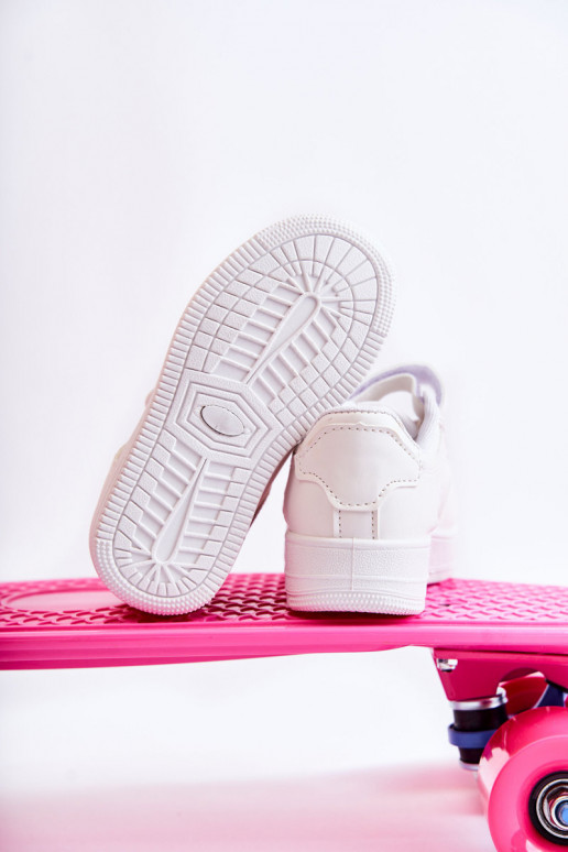 Scarpe sportive per bambini con chiusure adesive in colore bianco Elike Scarpe sportive per bambini con chiusure adesive in colore bianco Elike