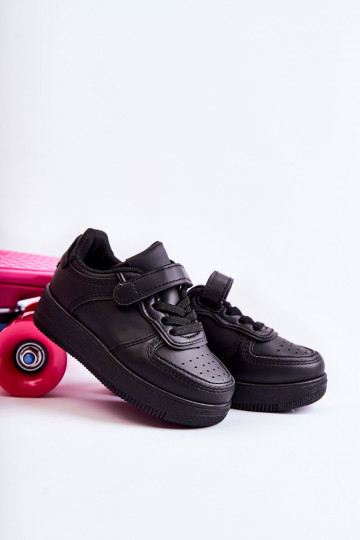 Scarpe sportive per bambini con chiusure adesive in colore nero Elike