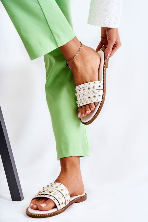 Pantofole in pelle con ornamenti in colore bianco Brien