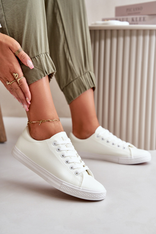 con cinturini Scarpe casual modello classico colore bianco Misima con cinturini Scarpe casual modello classico colore bianco Misima