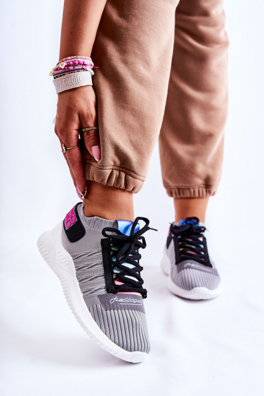 Scarpe Klayra del modello sneaker in colore grigio Scarpe Klayra del modello sneaker in colore grigio