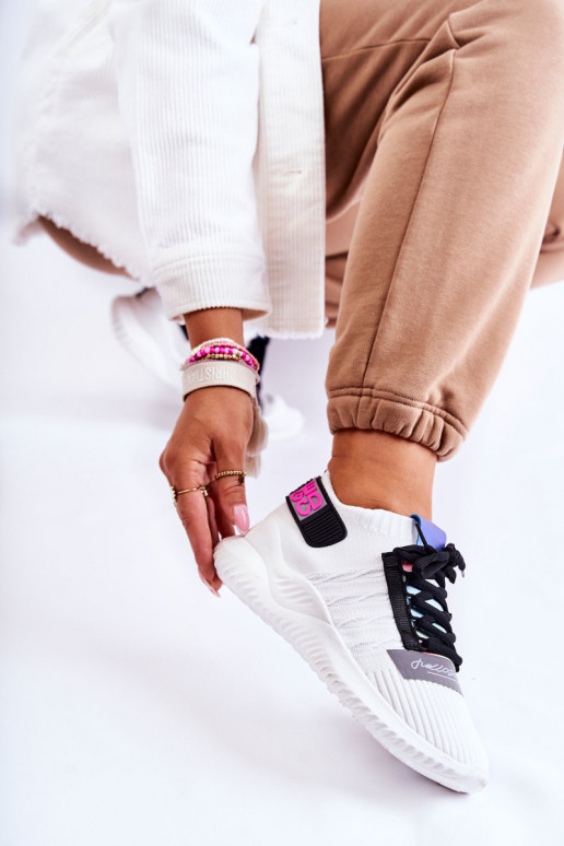 Scarpe Klayra di colore bianco del modello sneaker Scarpe Klayra di colore bianco del modello sneaker