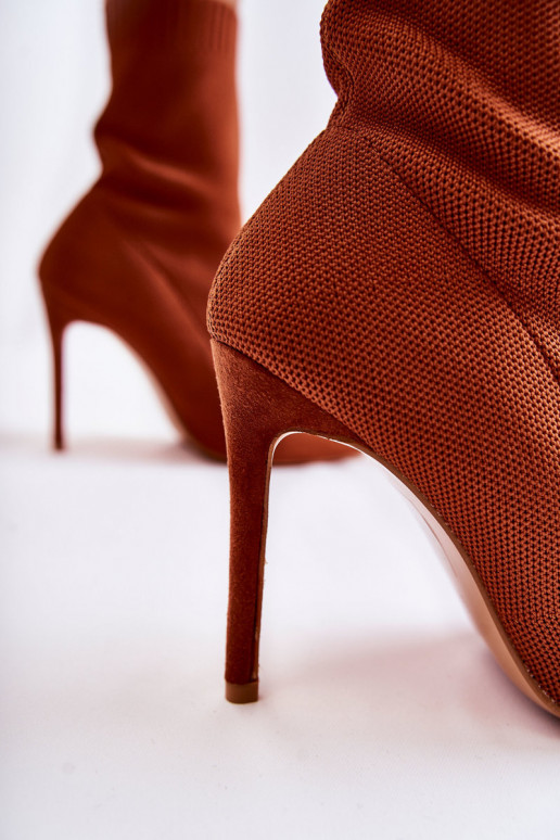 Stivali con suola tipo calzino con tacco sottile in colore marrone Luisell