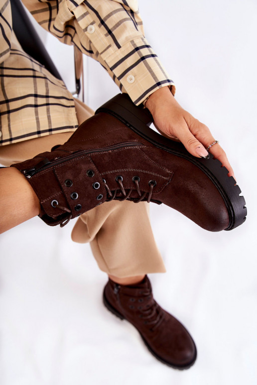 Stivali riscaldati in pelle scamosciata nel colore marrone Silvor Stivali riscaldati in pelle scamosciata nel colore marrone Silvor