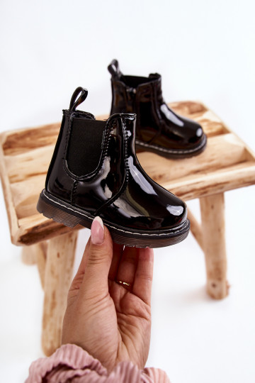 Stivali riscaldati per bambini con effetto vernice, colore nero Porky