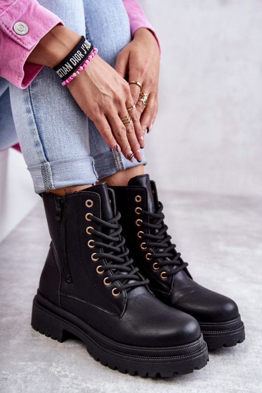 Gli stivali da donna sono riscaldati in colore nero Dorchen