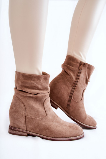 realizzato in pelle scamosciata Stivali beige Finney