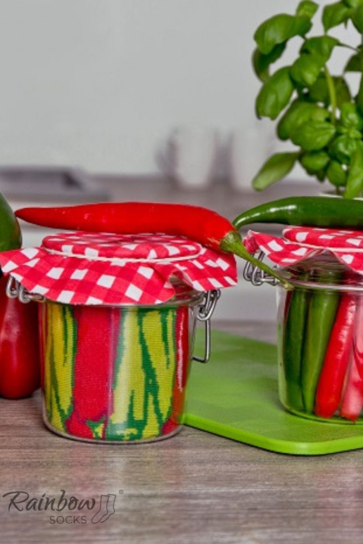 2 paia di calzini colorati in una scatola