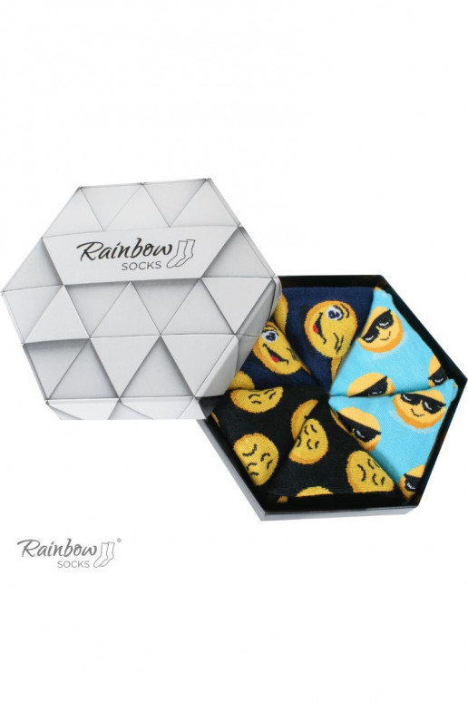 3 paia di calzini colorati in una scatola 3 paia di calzini colorati in una scatola