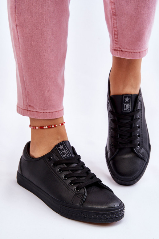 con cinturini Scarpe casual modello classico colore nero Misima