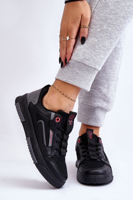 Scarpe da ginnastica modello Cross Jeans LL2R4012C colore nero Scarpe da ginnastica modello Cross Jeans LL2R4012C colore nero