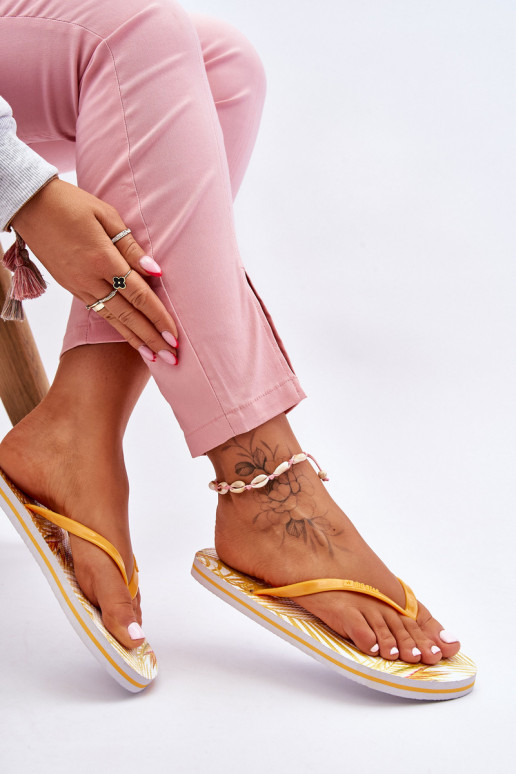 Pantofole alla moda Big Star LL274819 gialle