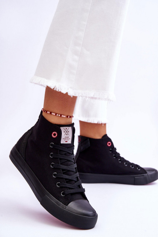 Scarpe casual Cross Jeans LL2R4088C colore nero del modello classico Scarpe casual Cross Jeans LL2R4088C colore nero del modello classico