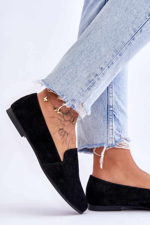 realizzato in camoscio Mocassini colore nero Giovana realizzato in camoscio Mocassini colore nero Giovana