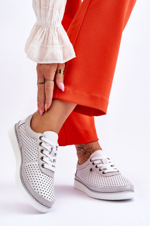 Scarpe traforate Stile sportivo Colore bianco-argento Cantare