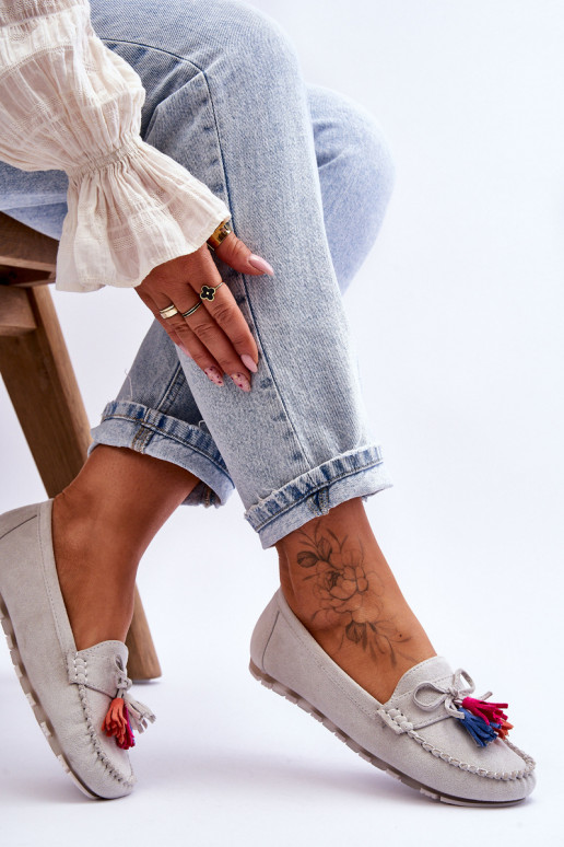 Mocassini in camoscio con frange in Dorine grigia Mocassini in camoscio con frange in Dorine grigia