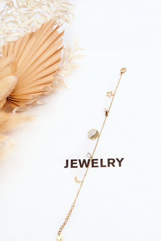 Il braccialetto è d'oro