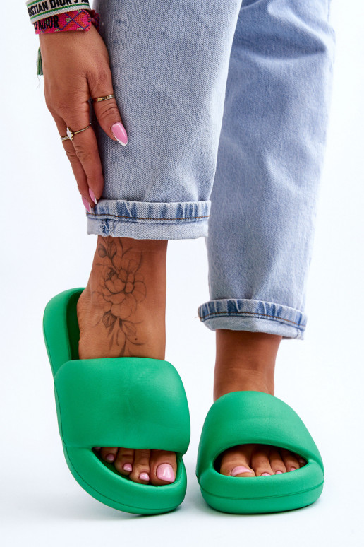 Pantofole leggere con suola placcata oro in verde Milton
