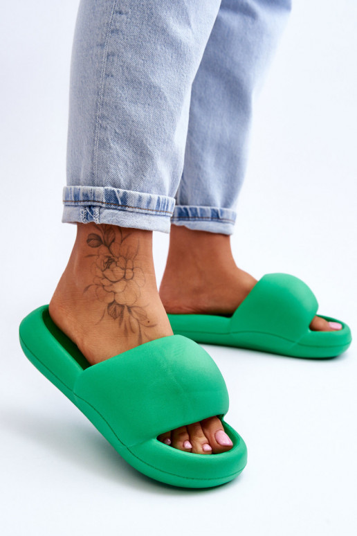 Pantofole leggere con suola placcata oro in verde Milton