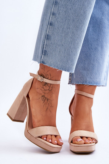 Tacchi alti in pelle scamosciata con punta quadrata Merila beige
