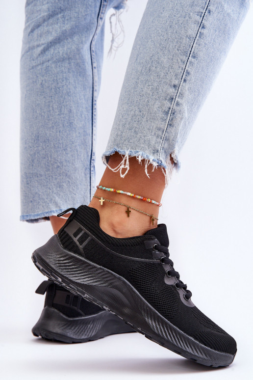 Scarpe sportive stringate dallo stile classico in colore nero Darla